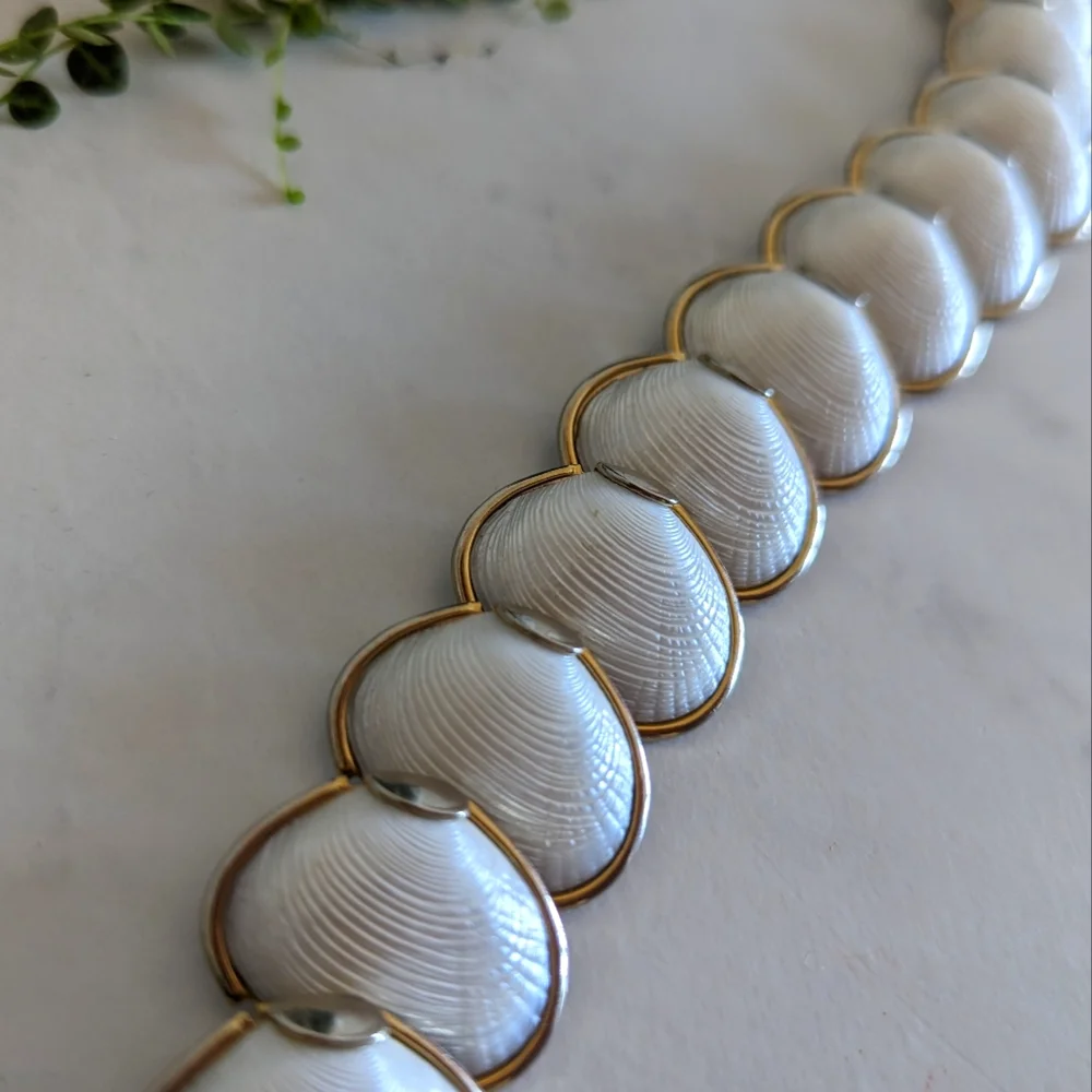 3/$10 Vintage shell bracelet cuff strap, white and gold - Picture 2 of 7